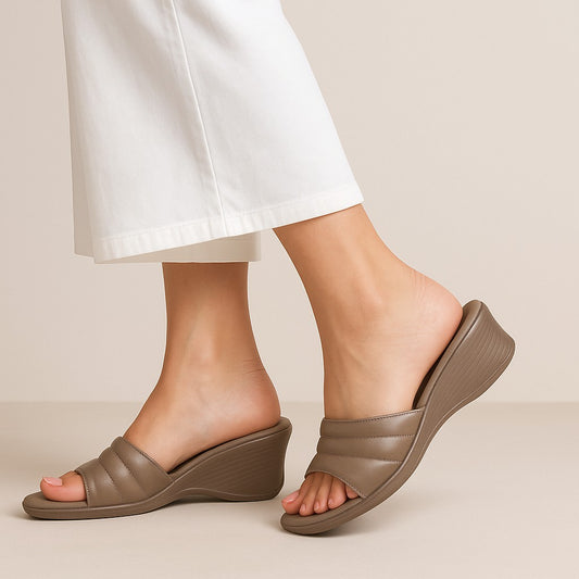 Brown Comfy Wedges we05