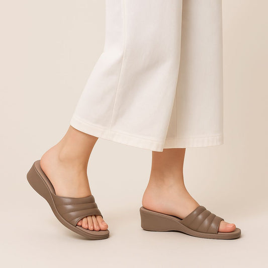 Brown Comfy Wedges we05